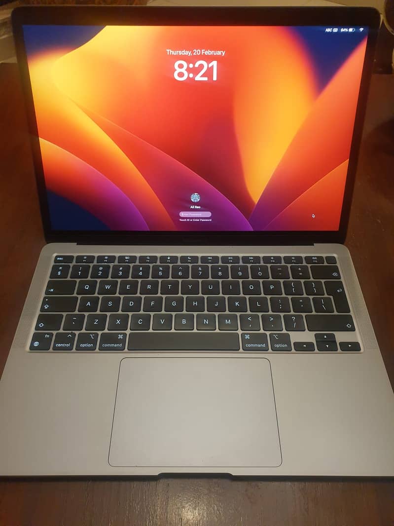 MacBook Air M1 2020 8/256 2