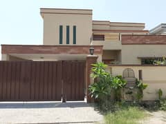 2 Beds Upper Portion Portion Of 14 Marla Available For Rent At PAF Falcon Complex Gulberg III Lahore