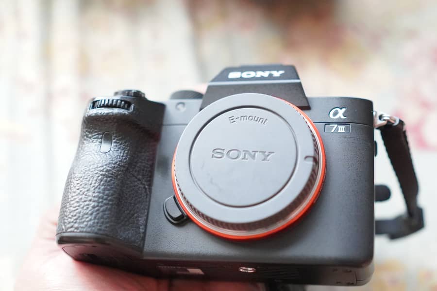 Sony A7 III for Sale – Excellent Condition 7