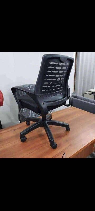 Executive Chairs l Ergonomic Chair l High Back Chair l CEO Chair 3