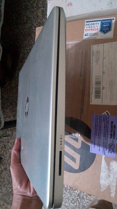 HP core i3 10 genrention 7