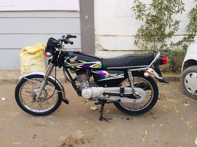 Honda cg 125 2020 KARACHI number 2