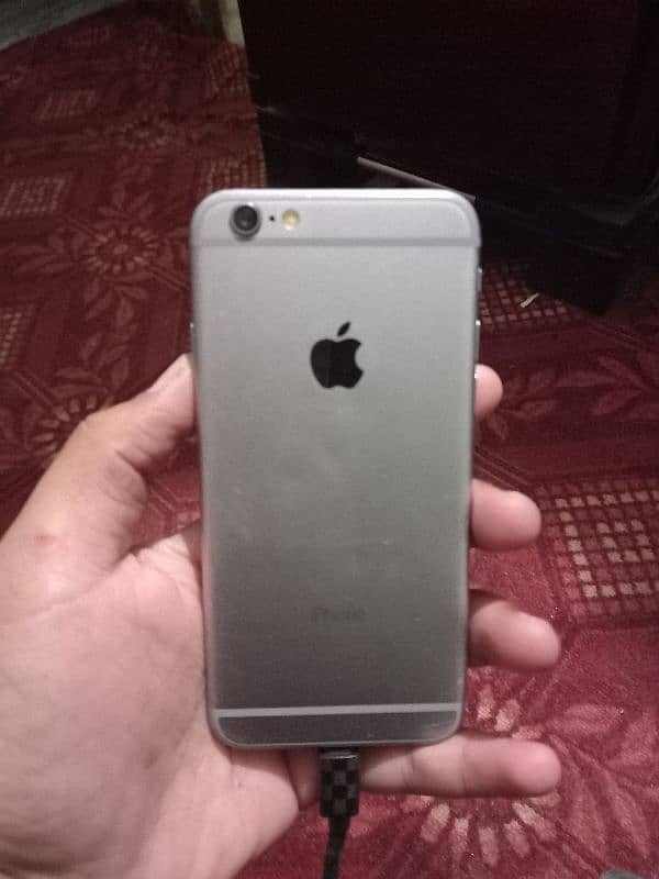 Iphone 6.64 GB 1