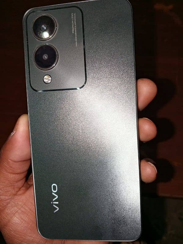 vivo Y17s urgent sale 2