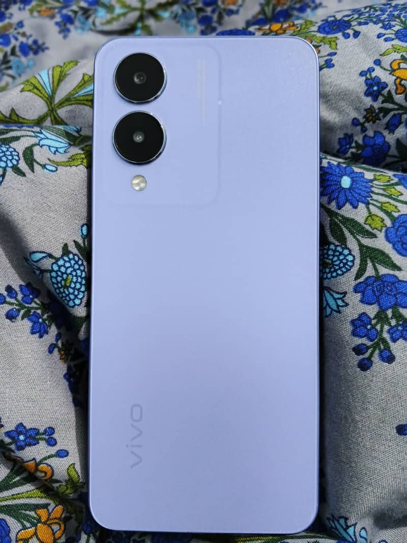 Vivo Y17 5