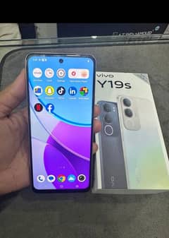 vivo y19s 6/128 03.07-. 9.857102 my WhatsApp number