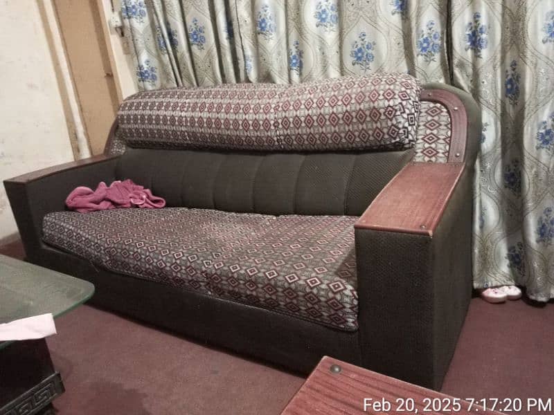 3 seater poshish sofa set for sale 4