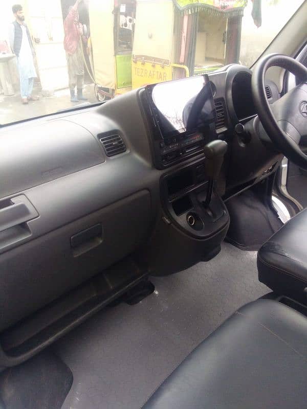 Daihatsu Hijet 2012 3