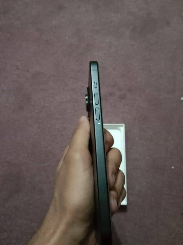 iphone 15 plus good condition 5