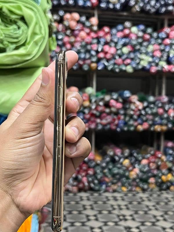 iphone 11pro max 64 GB 2