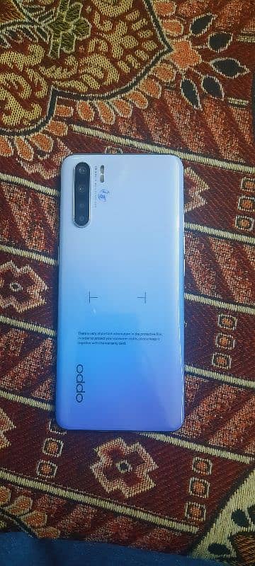 oppo f15 1