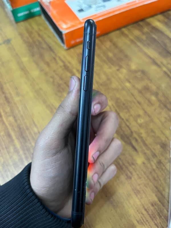 sale 36500 iphone XR 2