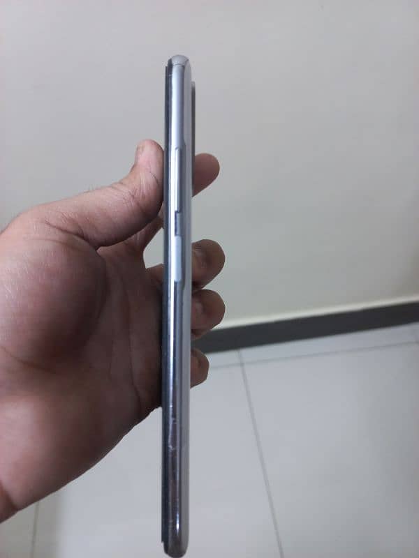 Redmi Note 10 white colour 3