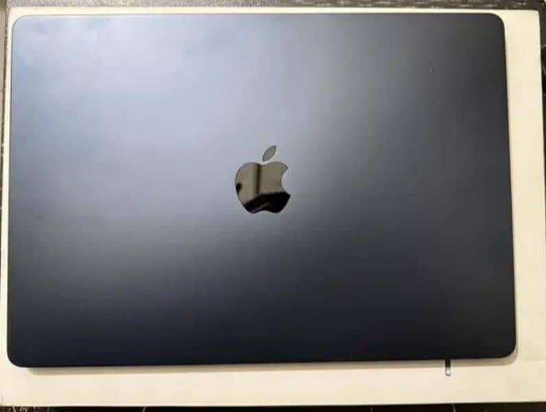 MacBook M2 2022 | Urgent Sale 0