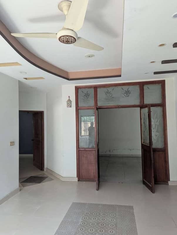 10 Marla House For Rent Wapda Town 1