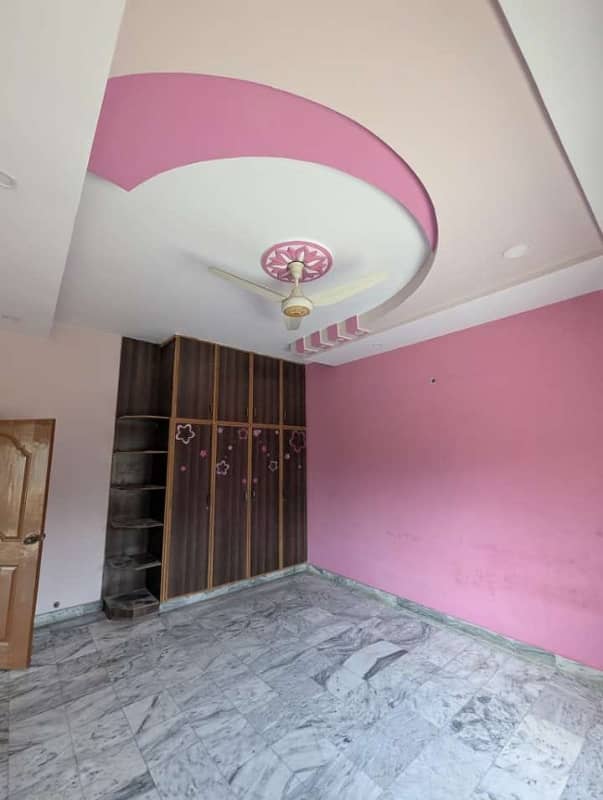 10 Marla House For Rent Wapda Town 12