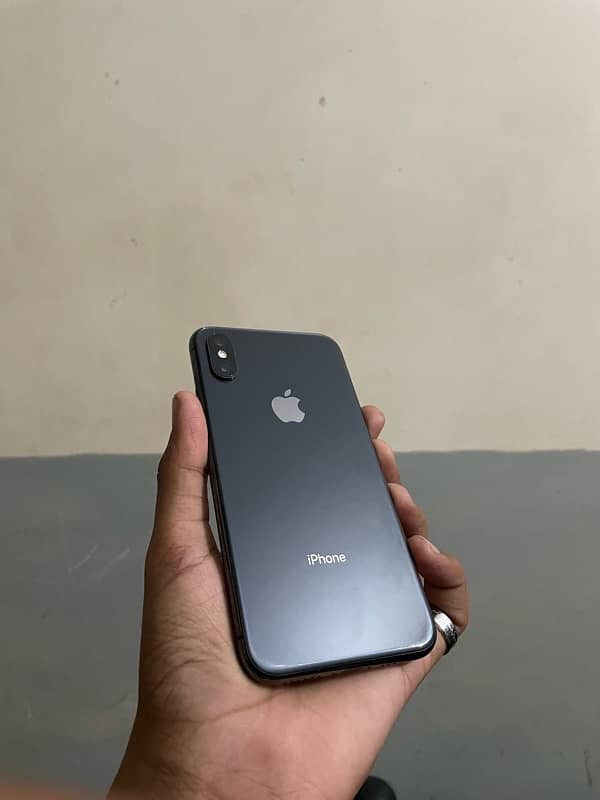 iPhone XS 0