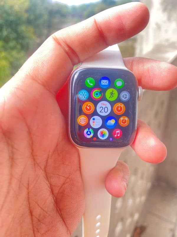 Series 5 Apple Watch 1