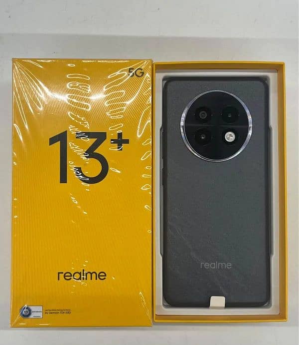 Realme 13 Plus 0