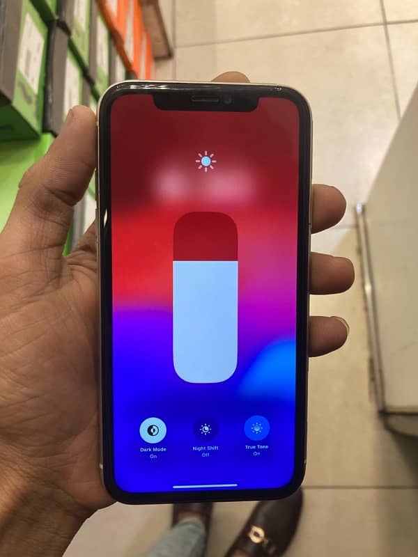 iPhone 11 non pta fu with box 4