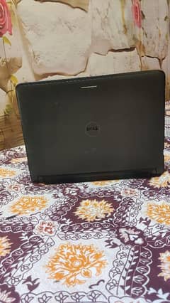 Dell latitude 3340 core i5 4th gen. 4gb 128gb SSD. perfect in working