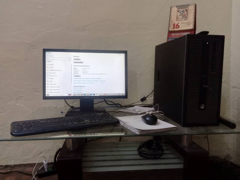 Computer with LCD for sale 6