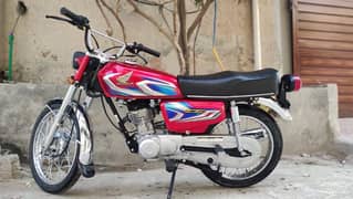 Honda 125 For sale ( Total Genuine )