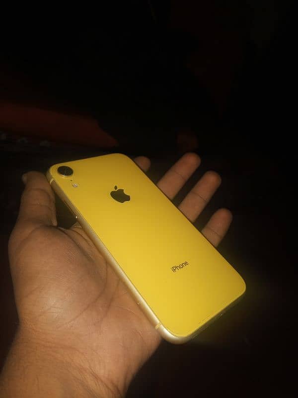 IPHONE XR 64GB water pack 0