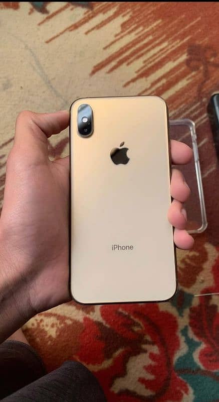 iPhone in Mint condition Details Check plz 0