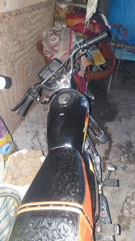 hunda 125 bike for sele 0