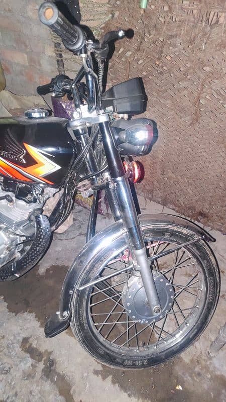 hunda 125 bike for sele 4