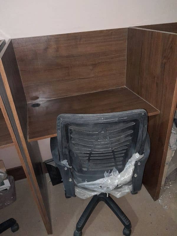 Full size Cubicles and office chairs for sale 2