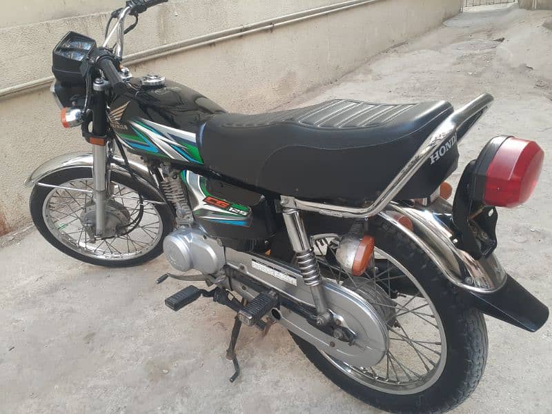 Honda 125 (Model: 2023.  contact 03119900955 0