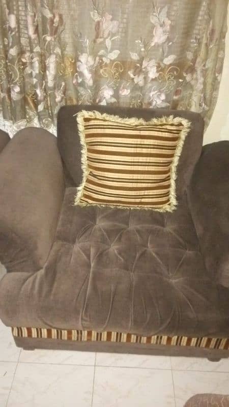 5 seater Sofa set 1