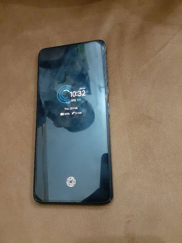 Tecno camon 20 8