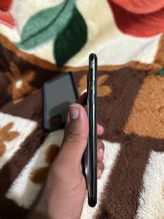 iphone 11 pro max 64GB