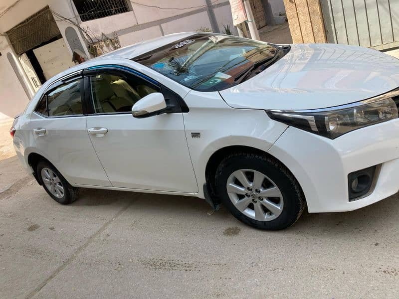 Toyota Corolla Altis 2017 11