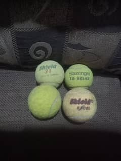 TENNIS BALLS