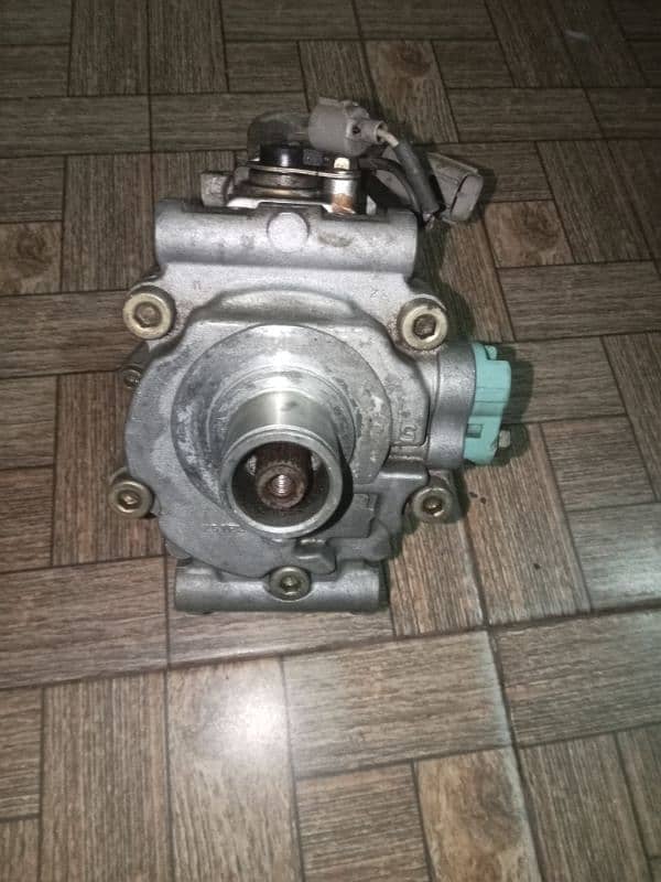 Toyota Corolla indus denso original compressor 3