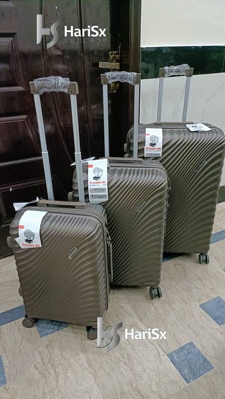 Luggage bags/ travel suitcases/ trolley bags/ travel trolley/ attachi 1