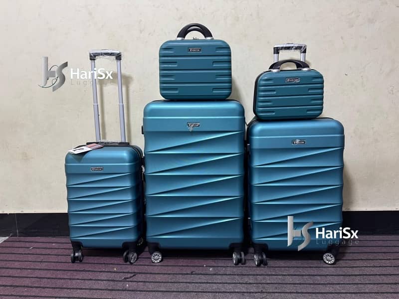 Luggage bags/ travel suitcases/ trolley bags/ travel trolley/ attachi 16