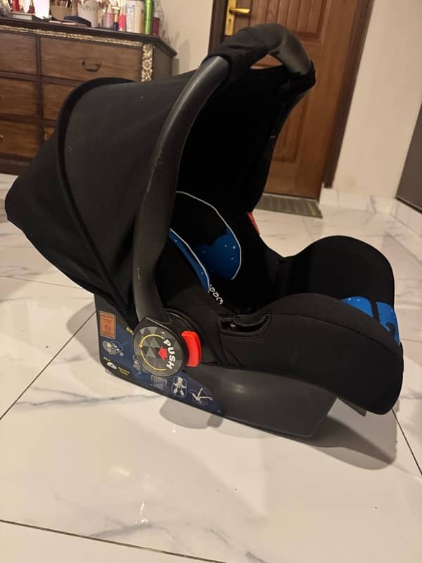 Imported Baby Carry Cot & Car Seat 2