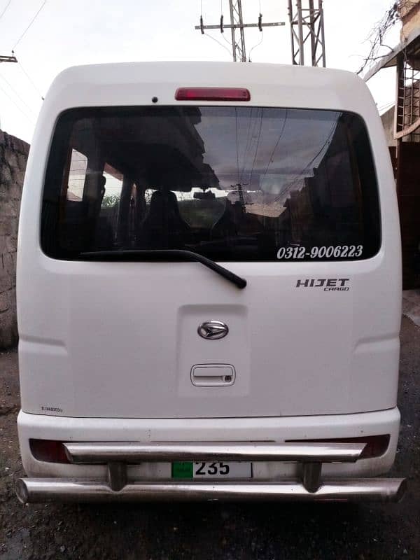 Daihatsu Hijet 2013 2