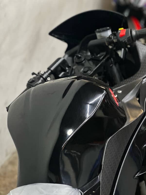 kawasaki ninja zx10r 400cc ( sports heavy bike ) 5