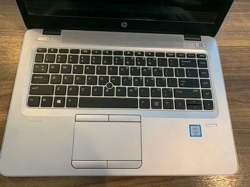 HP Elite book 840 G3 6