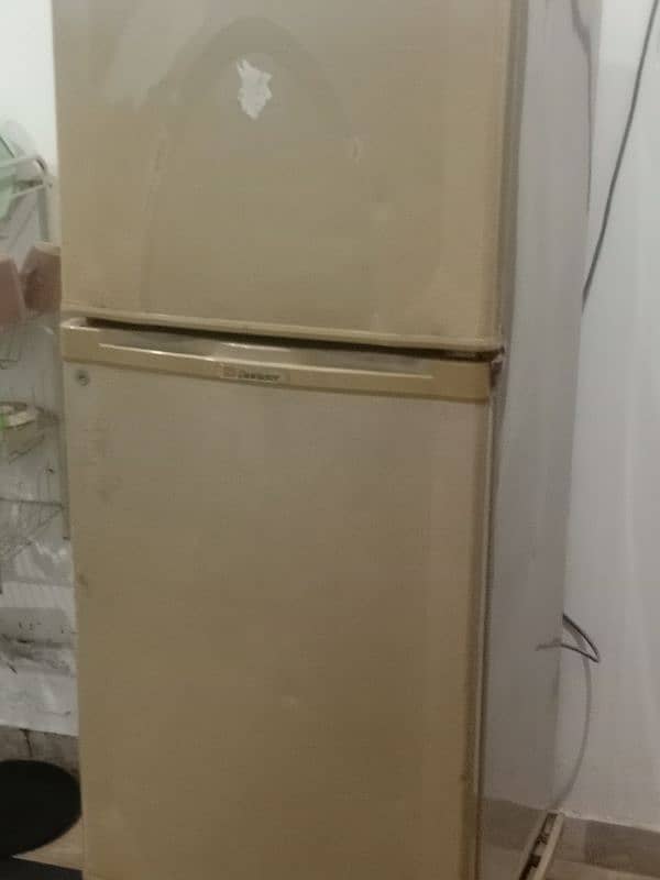 dawlnce fridge 25000 0