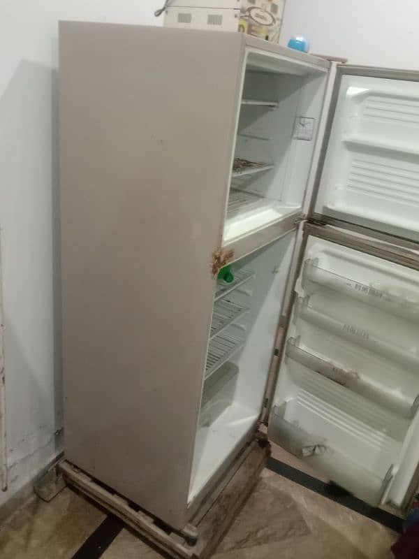 dawlnce fridge 25000 1