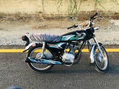 BIKE 125 model 2023 condition 10/10 contact number 03008935415