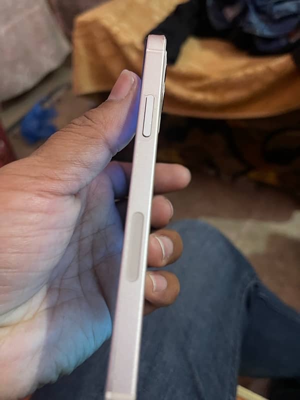 I phone 12 white color 128 gb 2