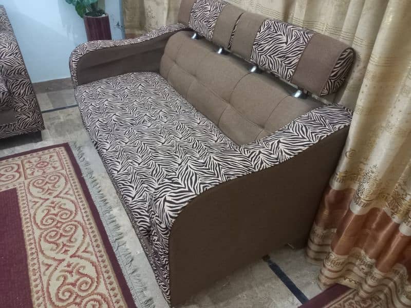 2 Sofa Sets 9